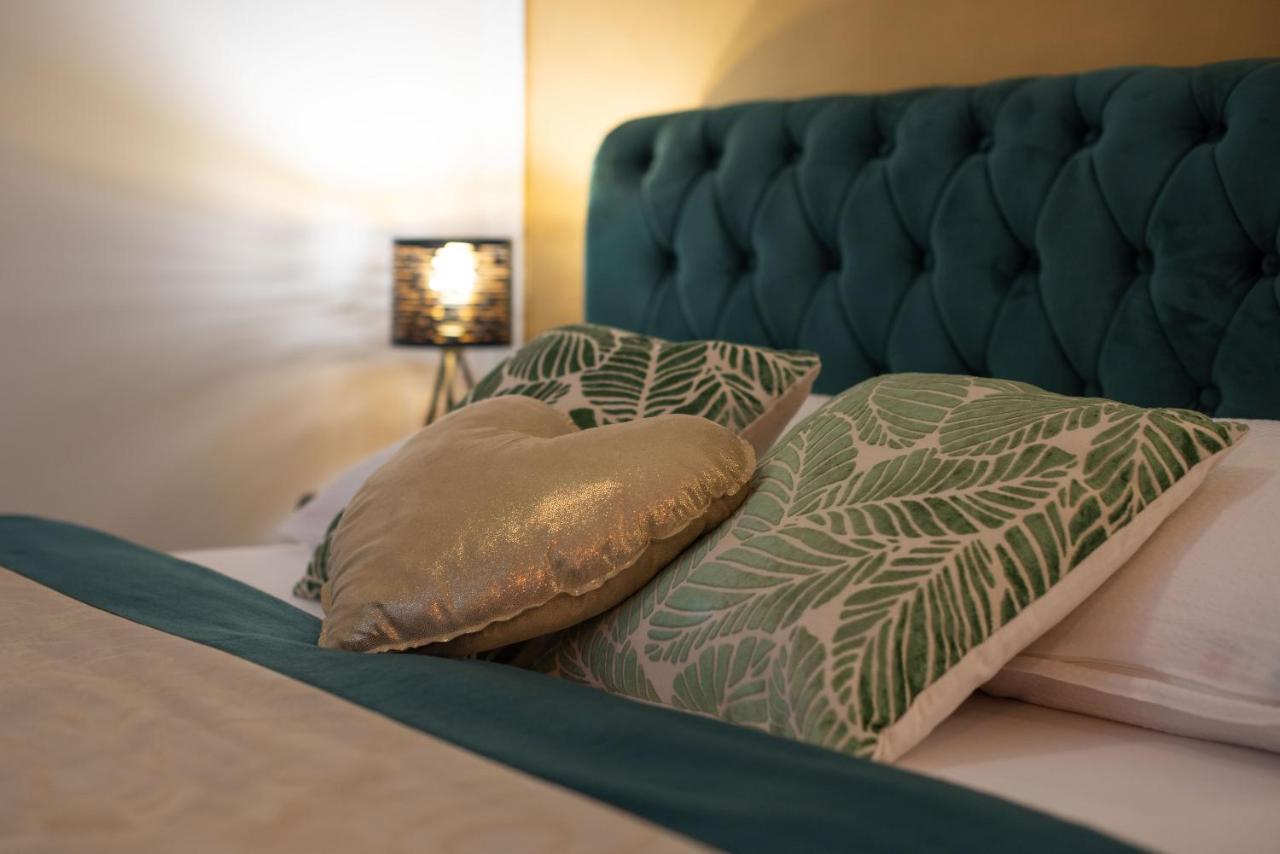 Apartament Wellness D'or - Exclusive New With Whirlpool, Sauna, Sunny Terrace, Private Parking *