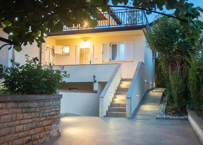Wellness Studio D\'Or - Exclusive New Apartment With Whirlpool, Sauna, Sunny Terrace, Private Parking